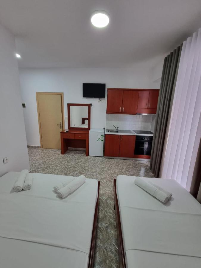 Ideal Apartments & Rooms Sarande Ngoại thất bức ảnh