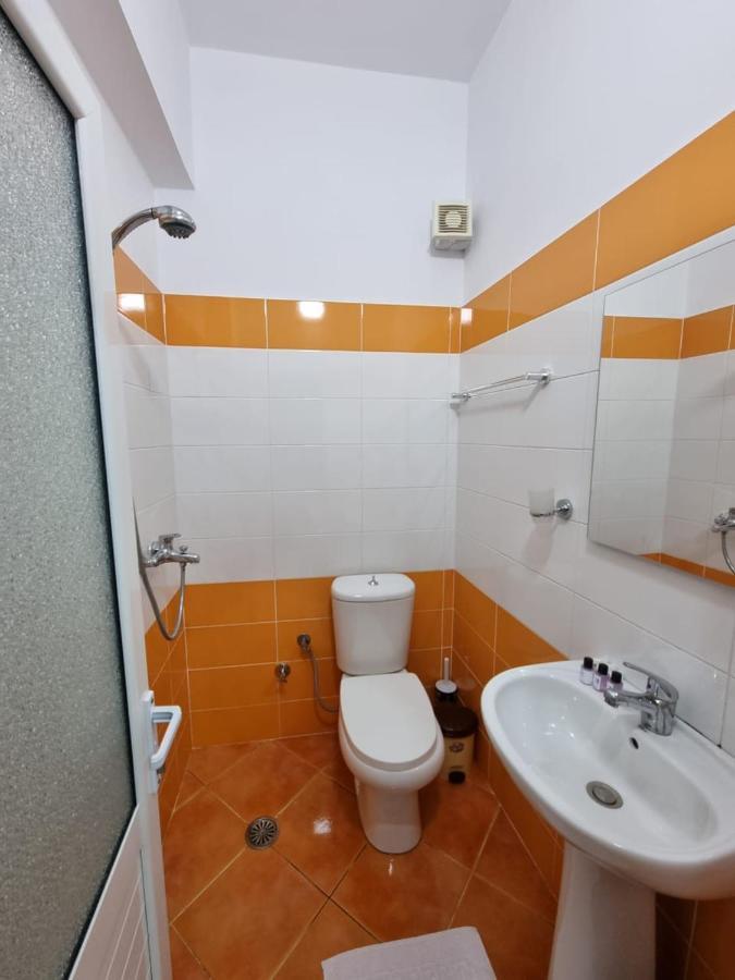 Ideal Apartments & Rooms Sarande Ngoại thất bức ảnh