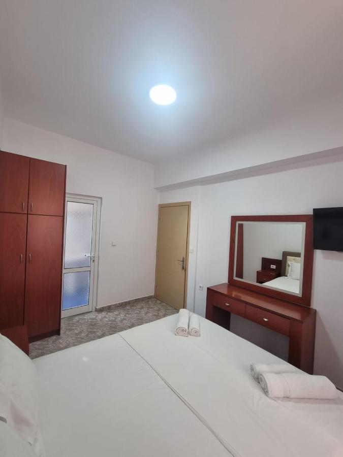 Ideal Apartments & Rooms Sarande Ngoại thất bức ảnh