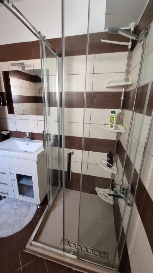 Ideal Apartments & Rooms Sarande Ngoại thất bức ảnh
